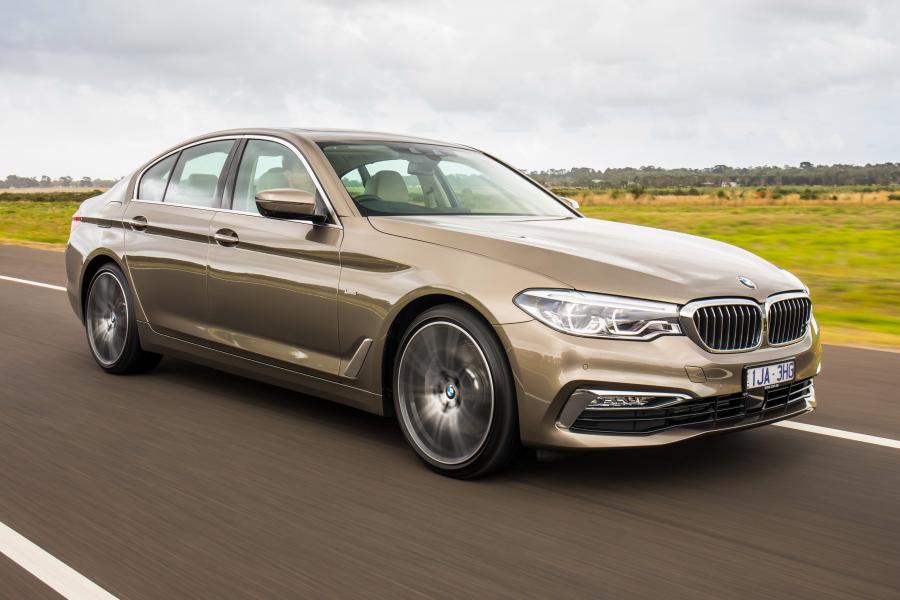  BMW 530d Sedan Luxury Line 2017 года  (AU) (фото 12 из 16)